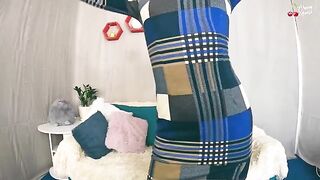 A mature woman with a big ass enjoys intense sex