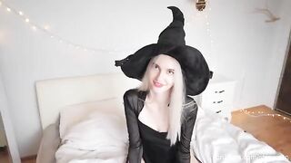 A guy came to the magic of the witch and fucked her