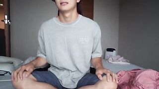 Femdom facesitting with the hottest bitch, intense handjob action
