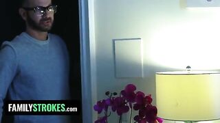 Redhead stepdaughter Vanna Bardot gets fucked while her stepmom is in the room