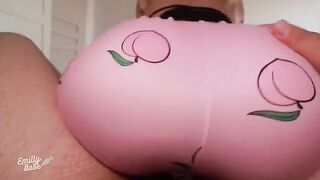 My step sister helped me out and gave me a blowjob