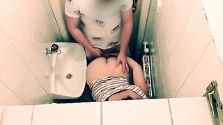 Short time date with a hot girl I met on Tinder ends in a restaurant toilet