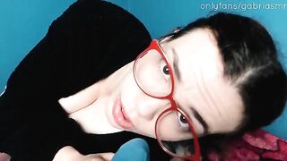 A nerdy redhead guy got his mom’s pussy licked by Gabri ASMR
