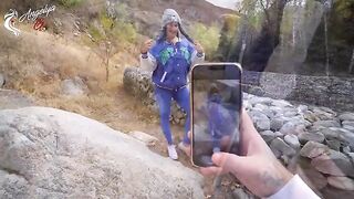 A cute girl made a blowjob for her friend in nature after photo shooting