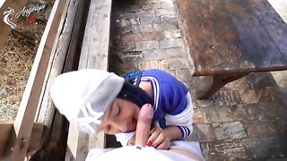 A cute girl made a blowjob for her friend in nature after photo shooting