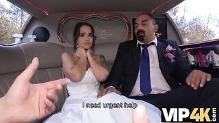 A bride allows her husband to watch her getting anal in the limo