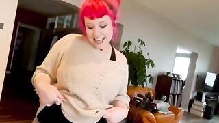 Proxy Paige gets her asshole stretched cooking pasta
