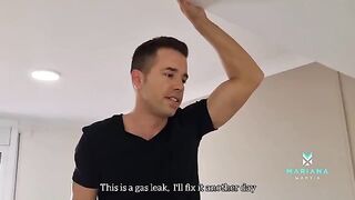 Air technician's cumshot on my big ass - Mariana Martix and Alberto Blanco's steamy scene