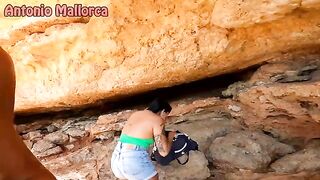 An Argentine slut is caught and fucked outdoors in a public encounter