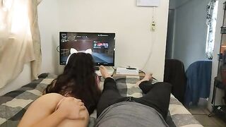 I fucked a sexy girl gamer with huge tits, it was awesome!