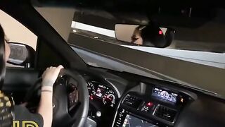 Pervert dude fucked slut in the car parking lot