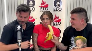 The interview with Elo Podcast ended in a mess and full of cum