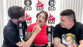 The interview with Elo Podcast ended in a mess and full of cum