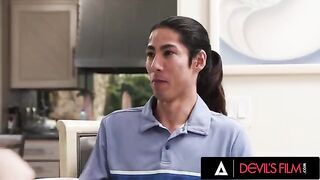 The horny guy can’t resist fucking his GF’s sexy stepsister