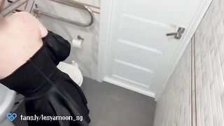 First night date with a hot girl ended with sex