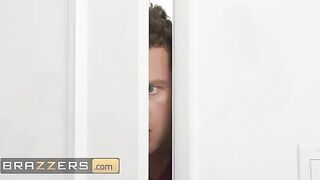 Coco Lovelock squirts while fucking with her stepbrother in a steamy Brazzers scene