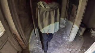 Exploring the abandoned mansion from 1872 in a steamy vlog