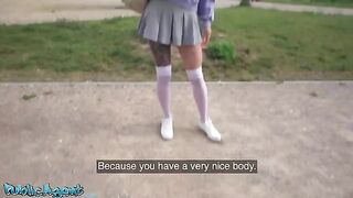 A slim Italian college girl is getting fucked outdoors for cash in this hot vid