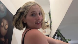 The lady prefers to receive a cock rather than money in her house