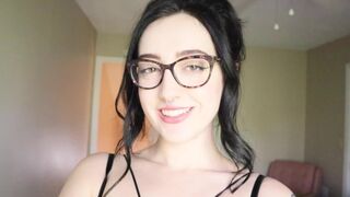 A hot brunette has a hysterical literature session that turns into a mess