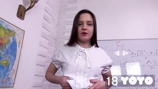 Pussy student came to the exam with a dildo in her pussy