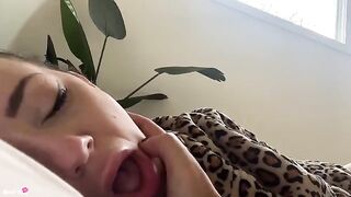 A friend came to my house and we had a steamy morning session