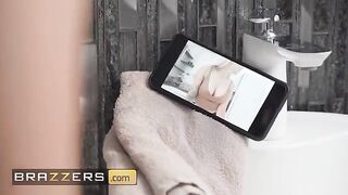 Isabelle Deltore takes shower, lets Jordi in, and they engage in passionate action