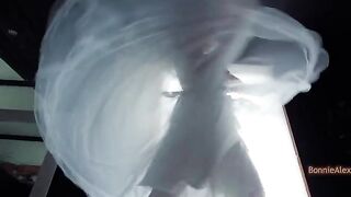 The bride found a dress and had sex with her groom