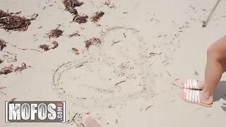Petite Asian teen Vina Sky gets fucked on the beach