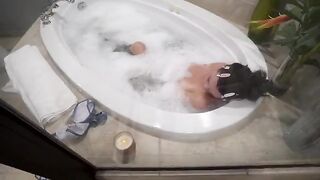 Girl shares bathroom with stepbrother, but he must keep his pants on