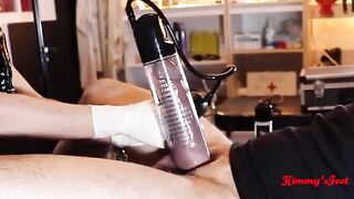 Men achieve huge dicks with cock pumping technique