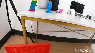 Camgirl Keira Heart spread her legs for a lucky guy with big dick in HD