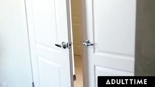Peeping MILF Alexis Fawx seduces teen Carter Cruise for a scissoring session