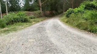 I found a beautiful girl in the middle of nature and fucked her