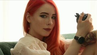 A sexual lady sold her body for a gift at work