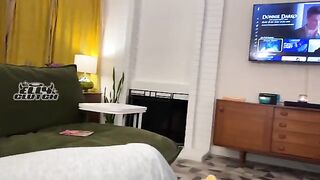 Tinder date surprises me with a roommate threesome, damn!