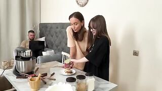 Cooking syrniki turned a Russian into a passionate lesbian