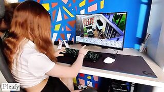 The girl wanted to play Sims 4, but her boyfriend had other ideas