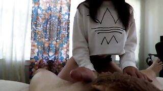 Amateur couple enjoys reverse cowgirl sex early in the morning