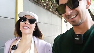 I toured Mexico City with my friend Jocessita and got her ass cracked