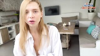 Babe California has anal sex with a stranger on vacation