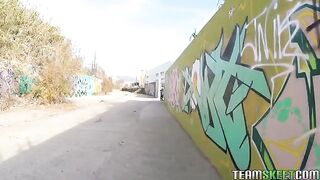 A man fucked a girl, who was passing by the street
