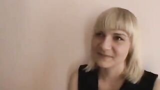 The guy learned to lick his girlfriend’s pussy properly