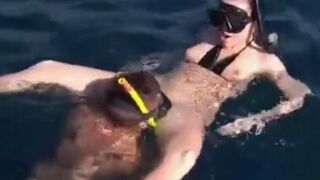 Fucking aqualangists at the bottom of the sea