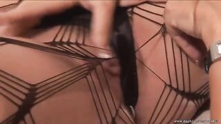 A lesbian couple enjoy each other’s bodies with passionate pussy licking