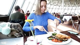 The girl can be fucked right in the car