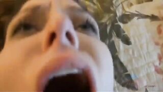A man got his dick sucked by a member at home, it was amazing!