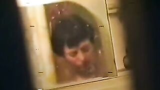 A drunken woman was having fun with a soldier in the bath