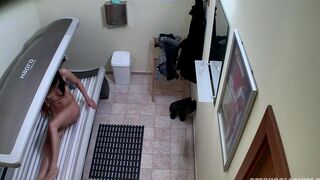 A hidden camera in the Czech solarium captured a naked client, showcasing unexpected intimate views