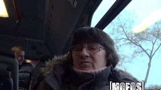 Babe fucked in her ass right on the bus, no hesitation at all
